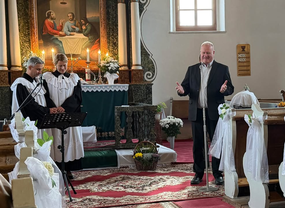 Fotografia z Facebooku ECAV HÁJ