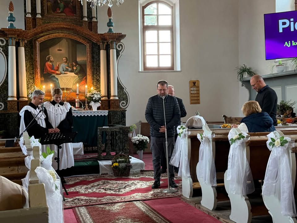 Fotografia z Facebooku ECAV HÁJ